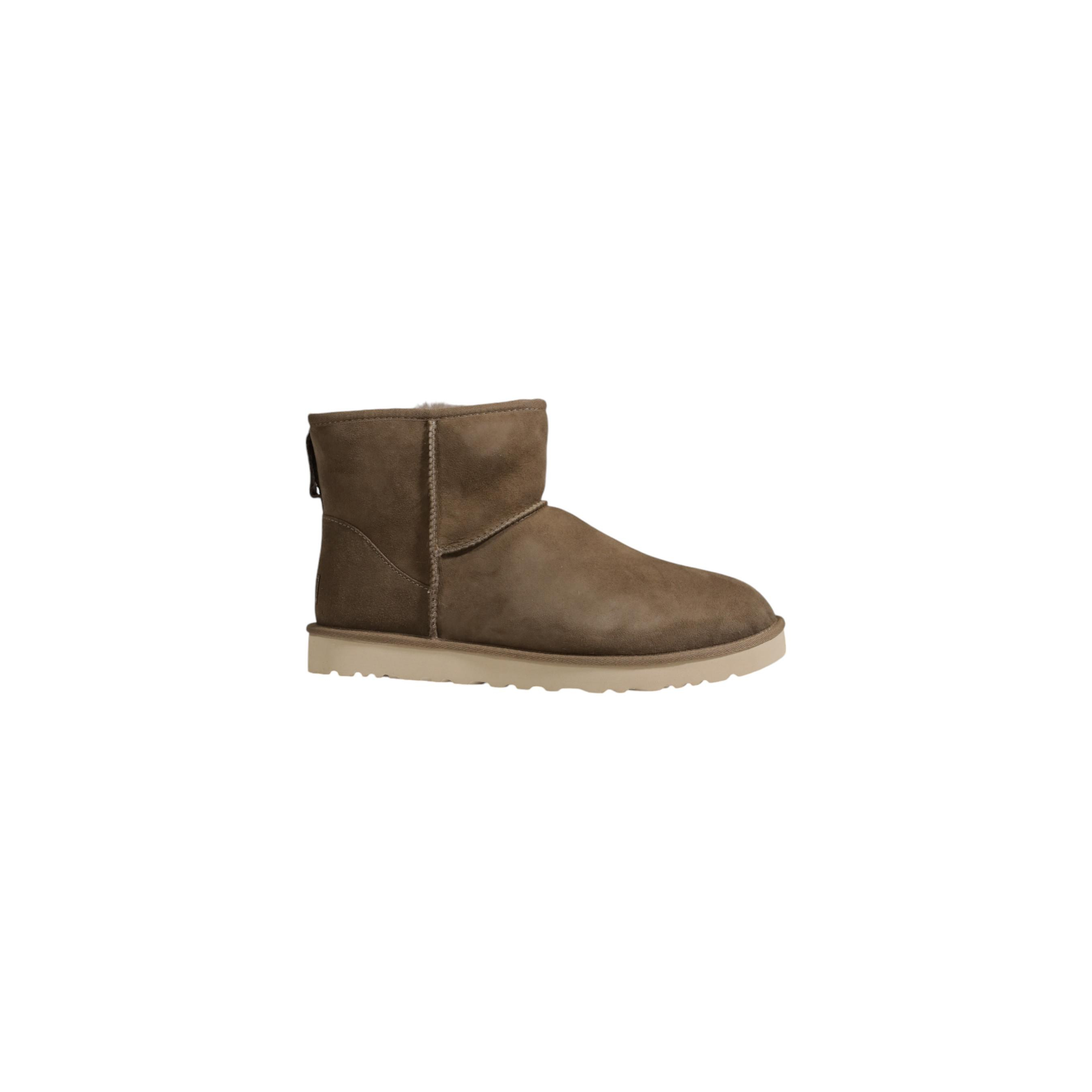 Снимка на Мъжки обувки UGG
