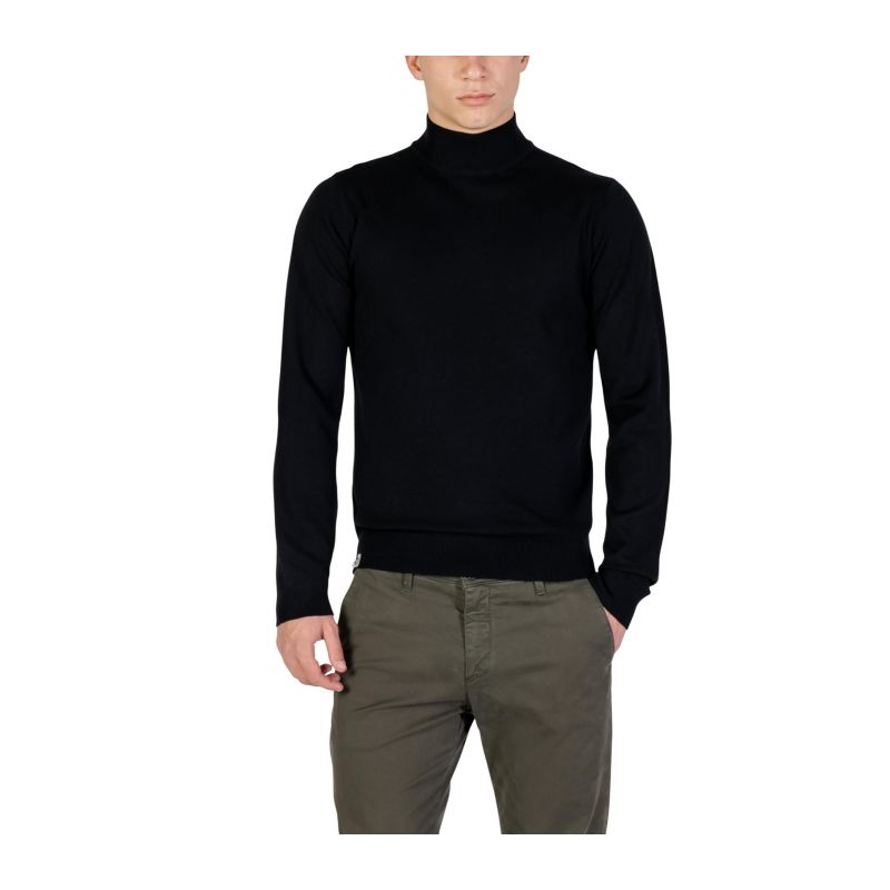 Мъжки пуловер