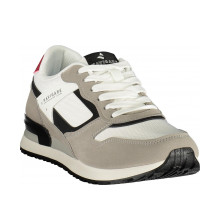 Снимка  на Навигирайте в мъжките бели спортни обувки NAVIGARE 