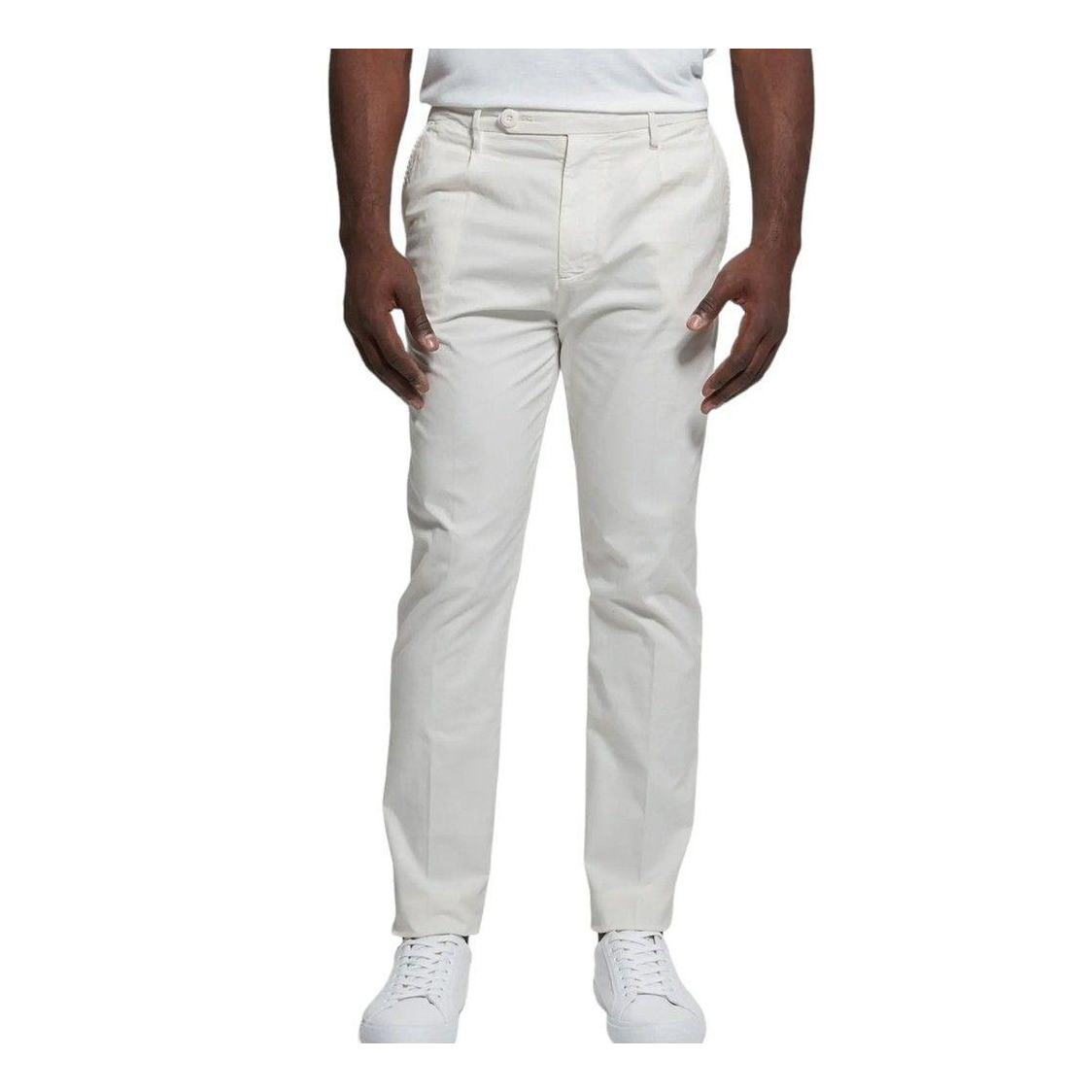 Снимка на Панталон GUESS