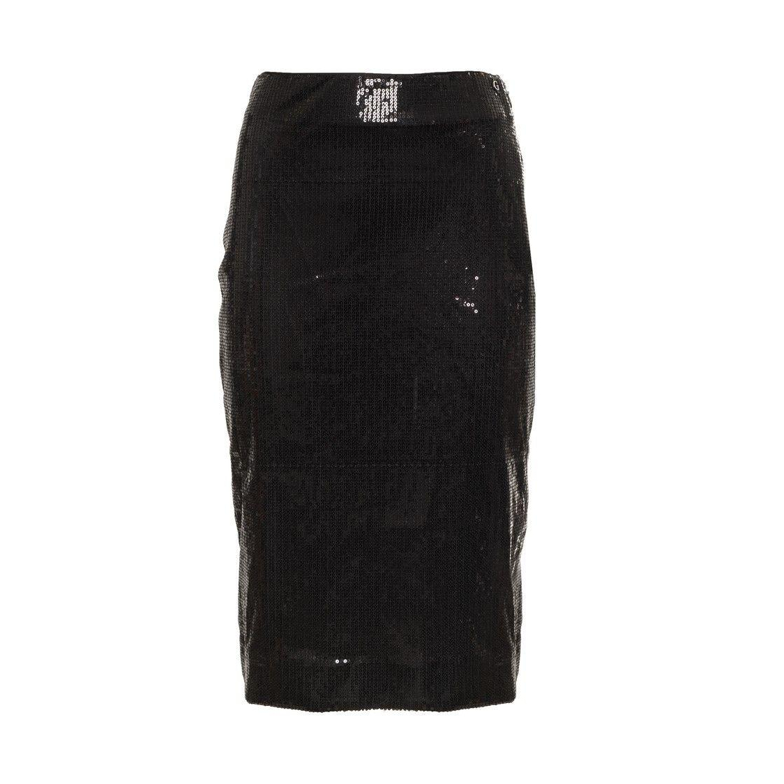 Снимка на Пола GUESS