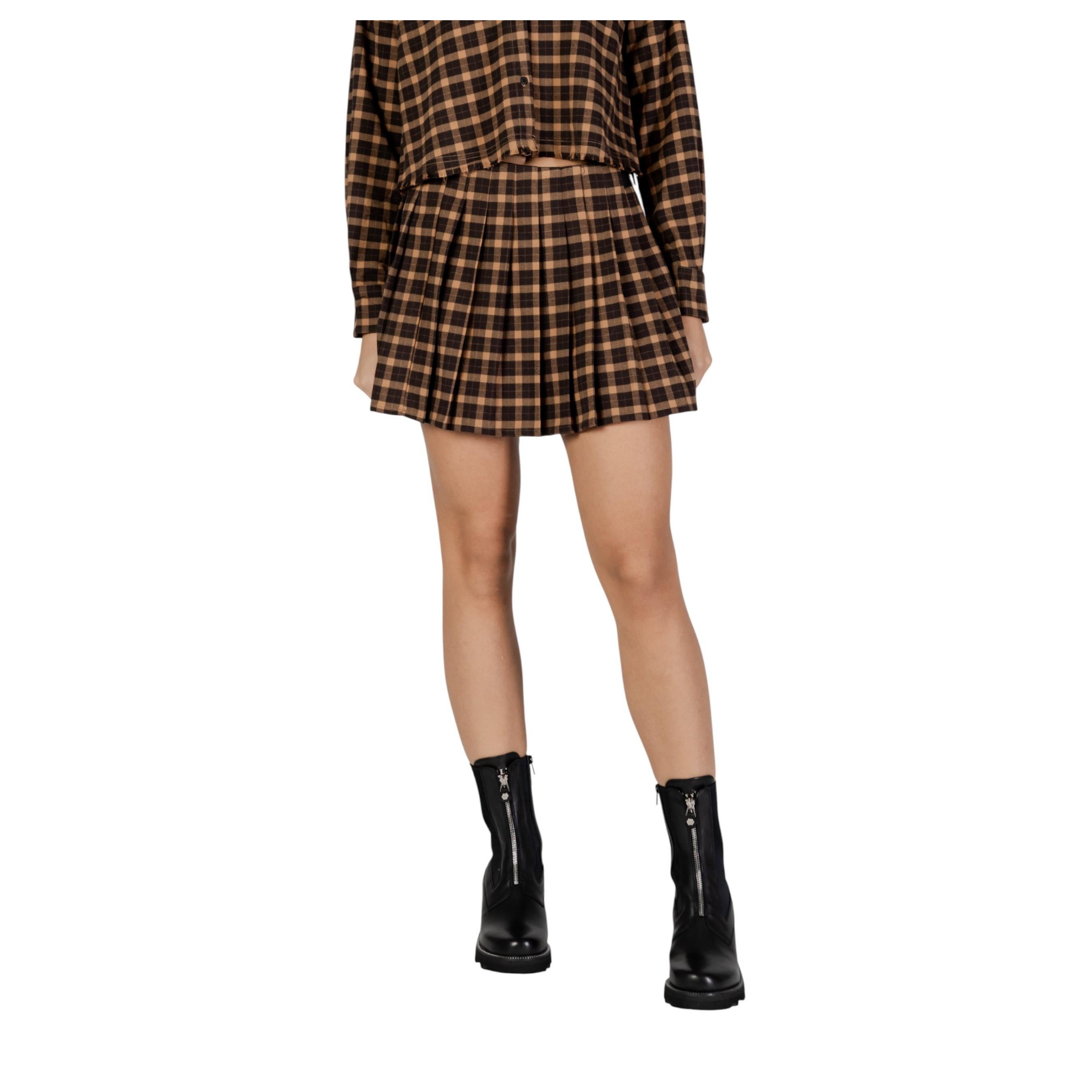 Снимка на Пола ONLY