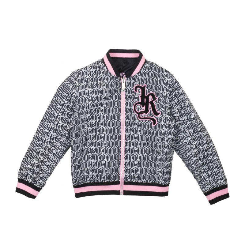 Яке за момиче