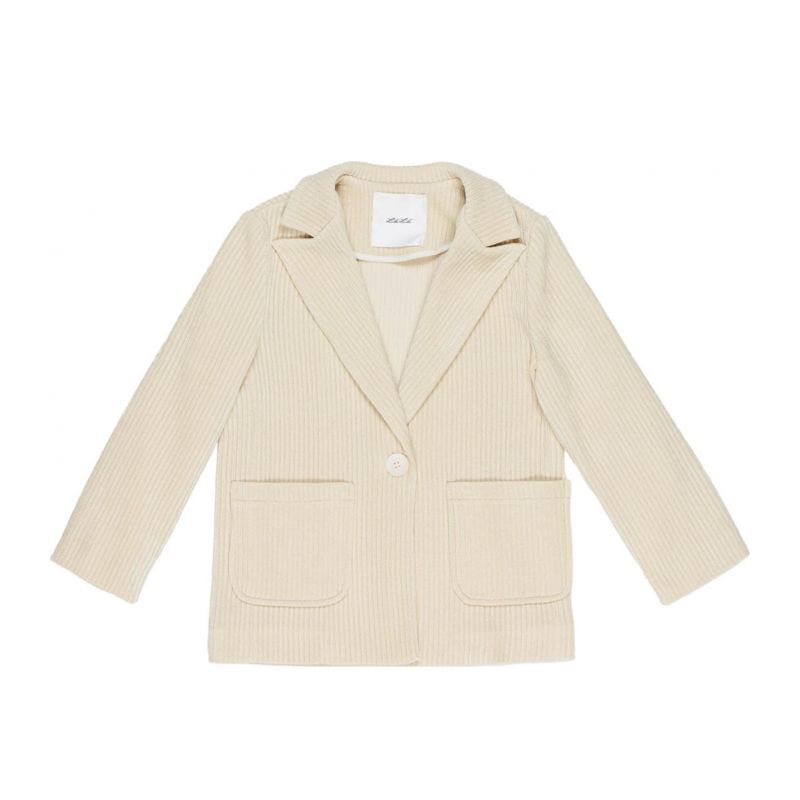 Яке за момиче