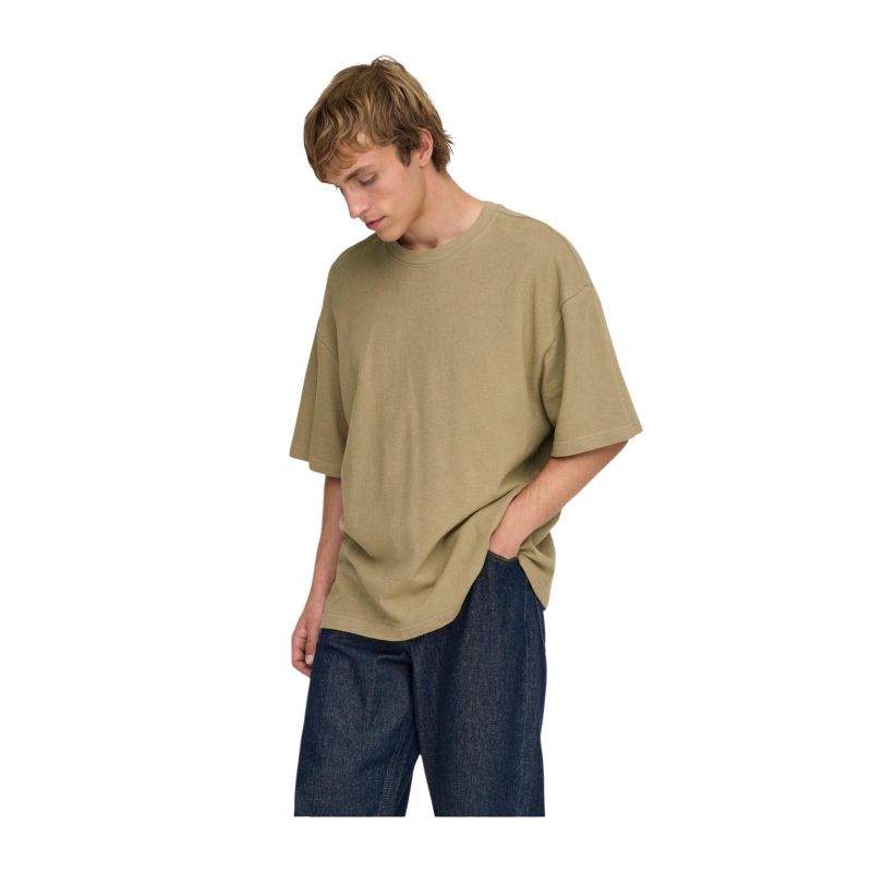 Тениска мъжe